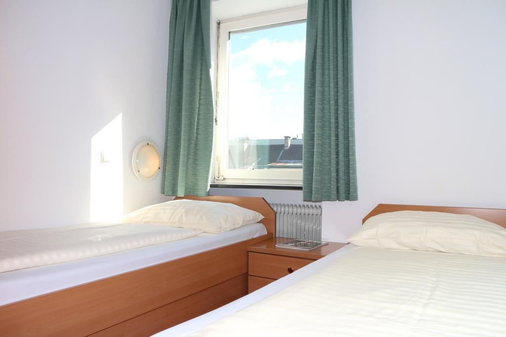 Hotel Gasthof Kasino Villach Rom bilde