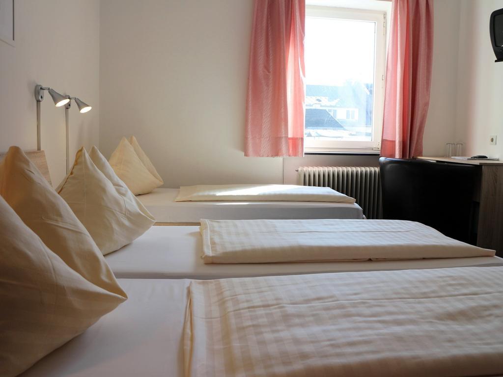 Hotel Gasthof Kasino Villach Rom bilde