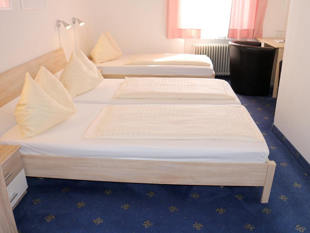Hotel Gasthof Kasino Villach Rom bilde