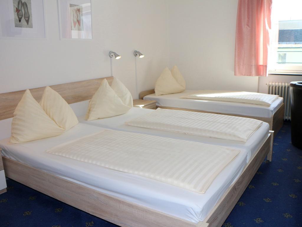 Hotel Gasthof Kasino Villach Rom bilde